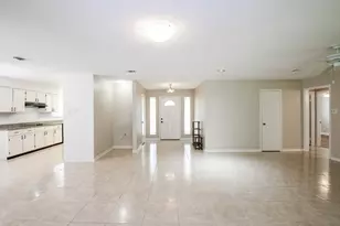 19406 Enchantington Cir, Spring, TX 77388 - Photo 8