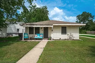 6741 Goforth St, Houston, TX 77021 - Photo 2