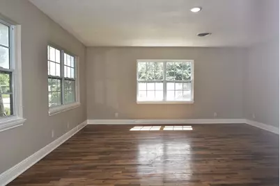 1030 Perkins Drive, Bacliff, TX 77518 - Photo 10