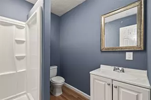 216 Burr St, Houston, TX 77011 - Photo 8