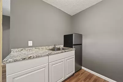 216 Burr Street, Houston, TX 77011 - Photo 4