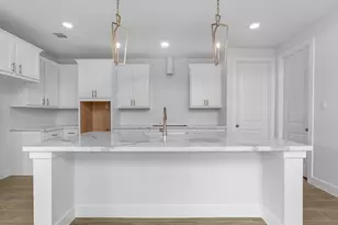 2018 Escobar St, Montgomery, TX 77316 - Photo 6