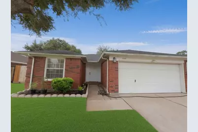 15515 Town Green Drive, Houston, TX 77083 - Photo 2