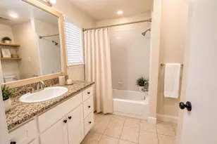 15515 Town Green Dr, Houston, TX 77083 - Photo 10