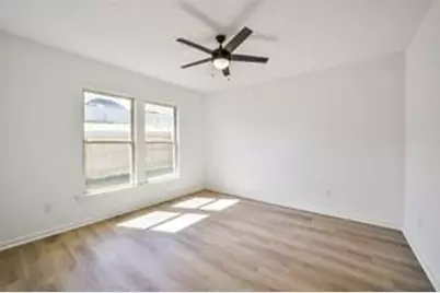 12827 Hannah Springs Lane, Magnolia, TX 77354 - Photo 10