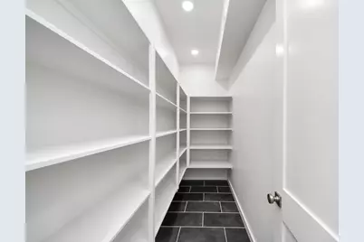 4541 Walker St, Houston, TX 77023 - Photo 16