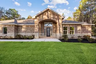 129 Fluorite Ct, Huntsville, TX 77340 - Photo 2