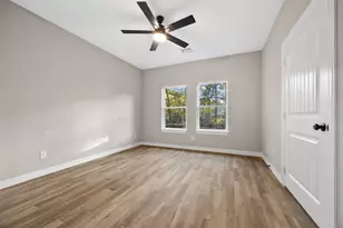 129 Fluorite Ct, Huntsville, TX 77340 - Photo 36
