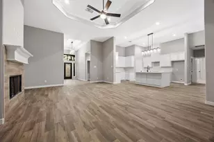 129 Fluorite Ct, Huntsville, TX 77340 - Photo 14