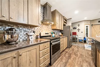 3270 Cr 2285, Cleveland, TX 77327 - Photo 2