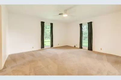 120 Southern Oaks Drive, Lake Jackson, TX 77566 - Photo 22