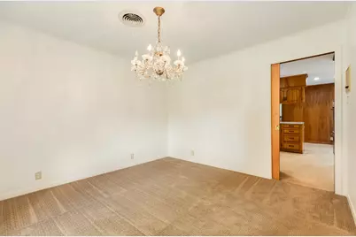 120 Southern Oaks Drive, Lake Jackson, TX 77566 - Photo 8