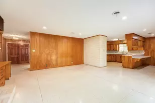 120 Southern Oaks Dr, Lake Jackson, TX 77566 - Photo 16