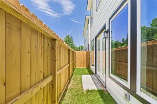 3746 Corder St, Houston, TX 77021 - Photo 26