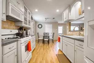 5826 Autumn Forest Dr, Houston, TX 77092 - Photo 6