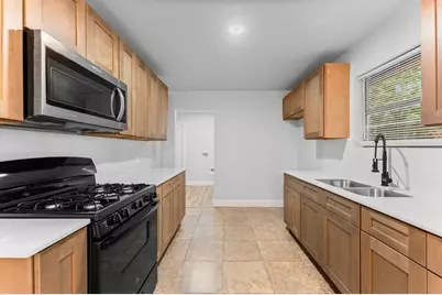8427 Guinevere Street, Houston, TX 77029 - Photo 6