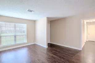 7211 Mockingbird Ln, Texas City, TX 77591 - Photo 4