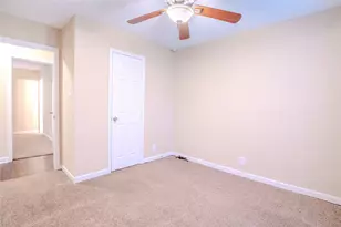 7211 Mockingbird Ln, Texas City, TX 77591 - Photo 14