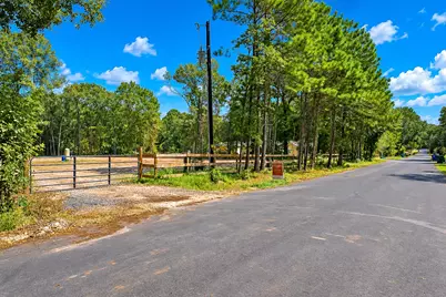 17648 Rhonda Lane, Montgomery, TX 77316 - Photo 12