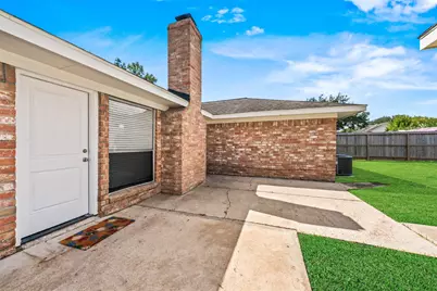 6902 Addicks Clodine Road, Houston, TX 77083 - Photo 30