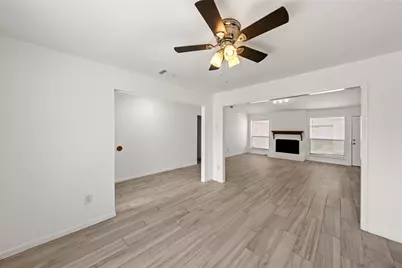 6902 Addicks Clodine Road, Houston, TX 77083 - Photo 10