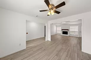 6902 Addicks Clodine Rd, Houston, TX 77083 - Photo 10