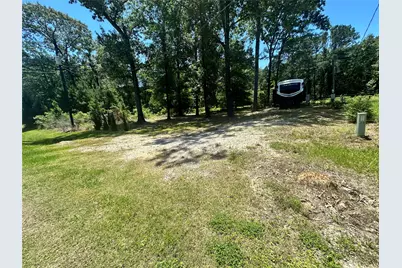 476 W Woodland Shores Drive, Point Blank, TX 77364 - Photo 14
