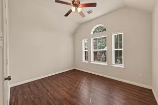 5015 Cottonglen Ct, Houston, TX 77041 - Photo 30