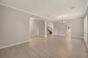 5015 Cottonglen Ct, Houston, TX 77041 - Photo 10