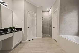 5015 Cottonglen Ct, Houston, TX 77041 - Photo 44