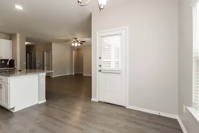 209 Stalwart Hill Trail, Magnolia, TX 77354 - Photo 6