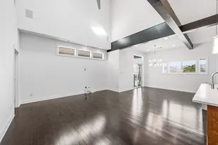 5905 Kiam St, Houston, TX 77007 - Photo 6