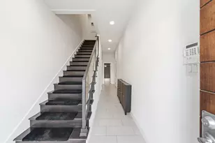 5905 Kiam St, Houston, TX 77007 - Photo 6