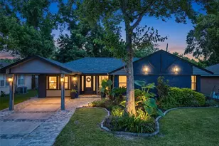 5402 Libbey Ln, Houston, TX 77092 - Photo 1