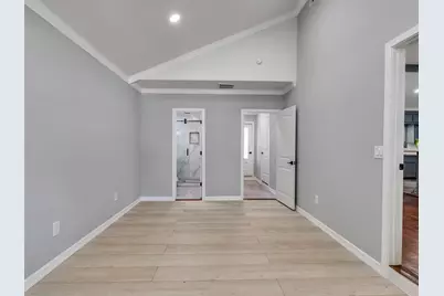 5402 Libbey Lane, Houston, TX 77092 - Photo 10