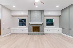 210 Mill Trail Dr, Sugar Land, TX 77498 - Photo 12