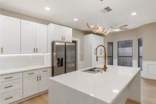 210 Mill Trail Dr, Sugar Land, TX 77498 - Photo 20
