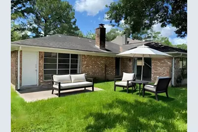 15803 Mill Point Drive, Houston, TX 77059 - Photo 16