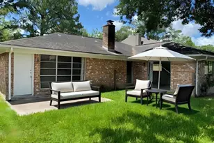 15803 Mill Point Dr, Houston, TX 77059 - Photo 16