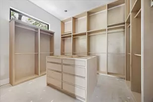 9050 Elizabeth Rd, Houston, TX 77055 - Photo 20