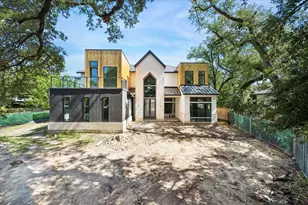 9050 Elizabeth Rd, Houston, TX 77055 - Photo 2
