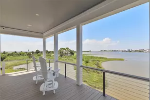 3515 Hudson Ct, Galveston, TX 77554 - Photo 4