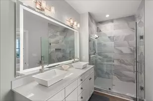 4131 Pointe W Dr, Galveston, TX 77554 - Photo 2