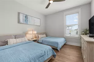 4131 Pointe W Dr, Galveston, TX 77554 - Photo 14