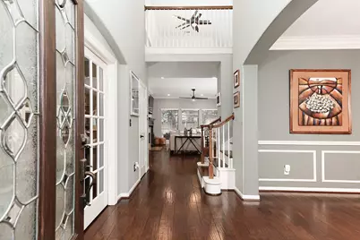 31 Bluff Creek Place, The Woodlands, TX 77382 - Photo 2