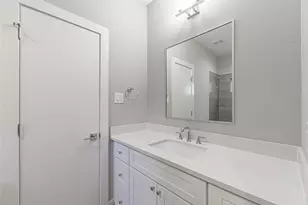 240 Julia St, Houston, TX 77022 - Photo 22