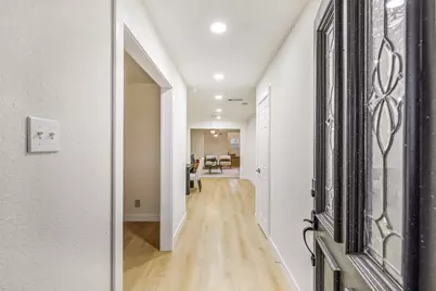 307 Meyer Street, Alvin, TX 77511 - Photo 4