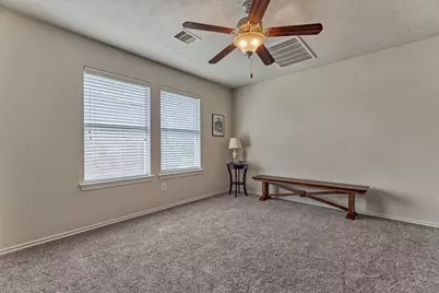 163 N Hawkhurst Circle, The Woodlands, TX 77354 - Photo 26