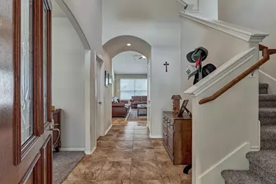 163 N Hawkhurst Circle, The Woodlands, TX 77354 - Photo 6
