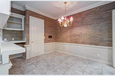 9712 Longmont Drive, Houston, TX 77063 - Photo 22